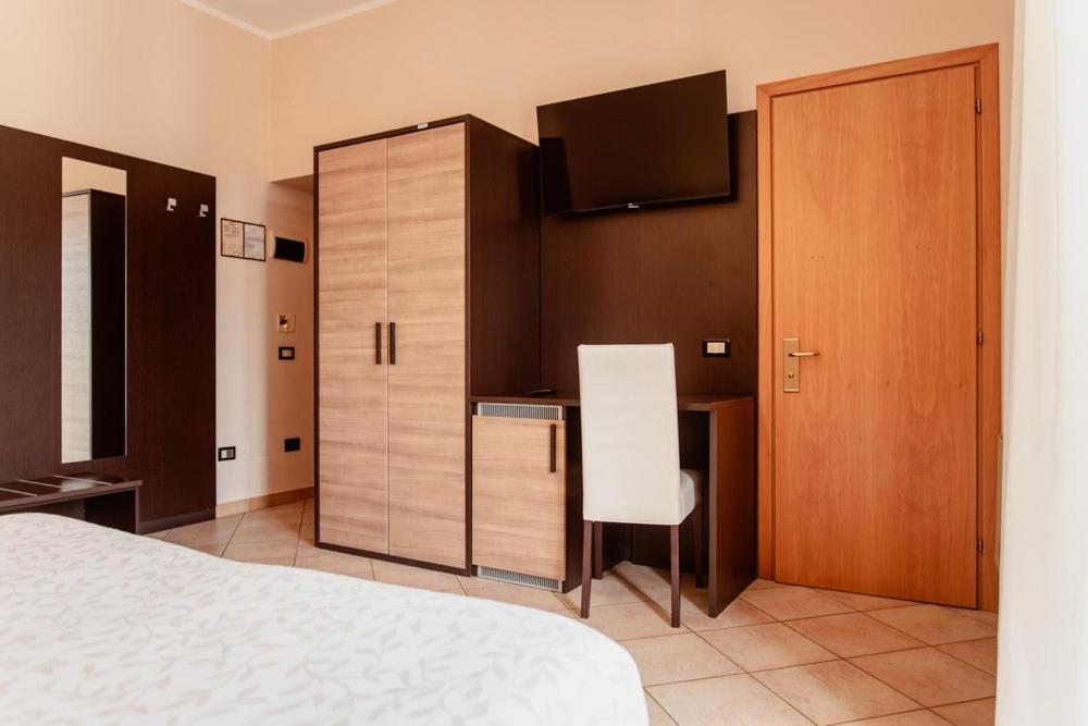 Hotel Rossi Manciano Eksteriør billede