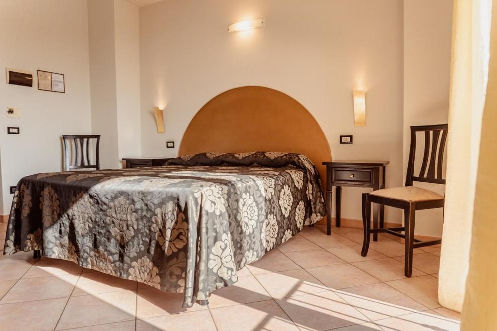 Hotel Rossi Manciano Eksteriør billede